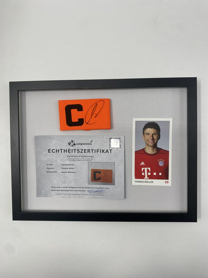 Kapitänsbinde Thomas Müller signiert im Rahmen Bayern München Autogramm COA