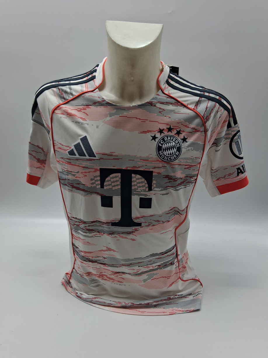 Bayern München Trikot Harry Kane signiert Autogramm Adidas COA M