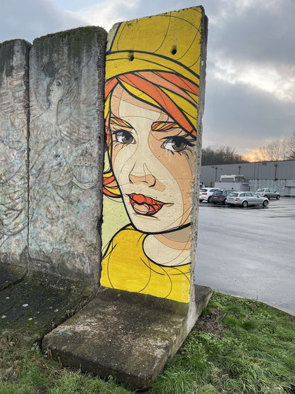 El Bocho bemalte Berliner Mauer - Echtes Mauerelement -segment