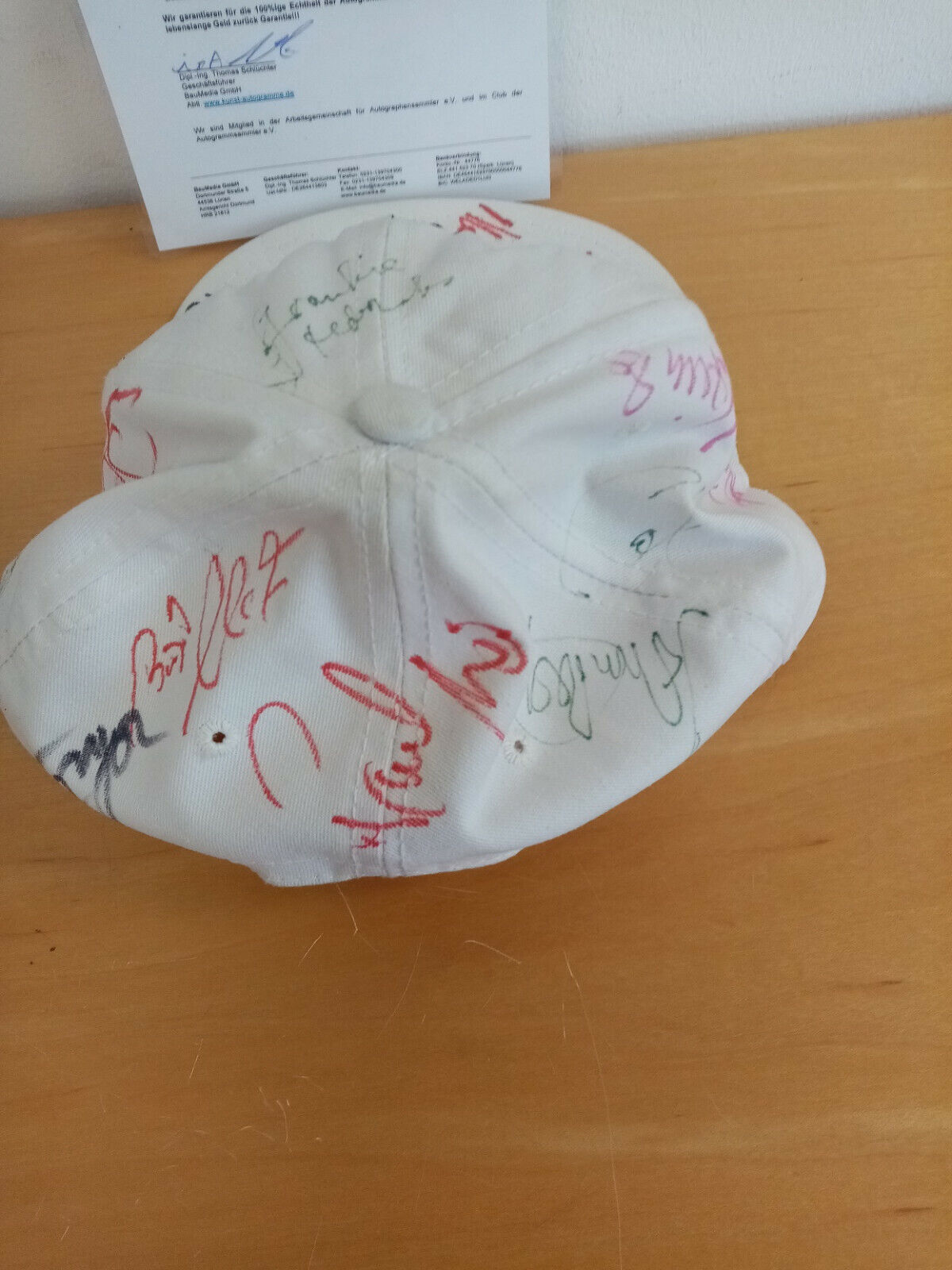 Cap signiert von Teilnehmern der Leichtathletik Weltmeisterschaft 1993 Stuttgart