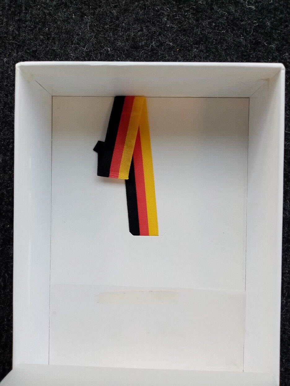 Limited, Limitierte Edition DFB Autogrammkartenbox RAR!!, Gold, Leerbox, Sammeln