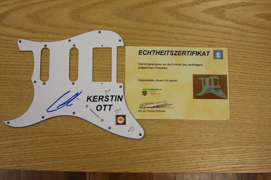 Gitarrenplatte Kerstin Ott signiert Musik Sängerin Charts Autogramm Sammeln Neu